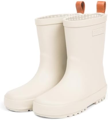 Perfect Rain boots for kids by Fender Co