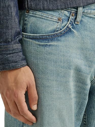 Relaxed Bootcut Wrangler Jeans