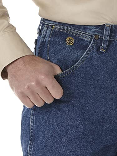 Wrangler George Strait Cowboy Cut Jeans