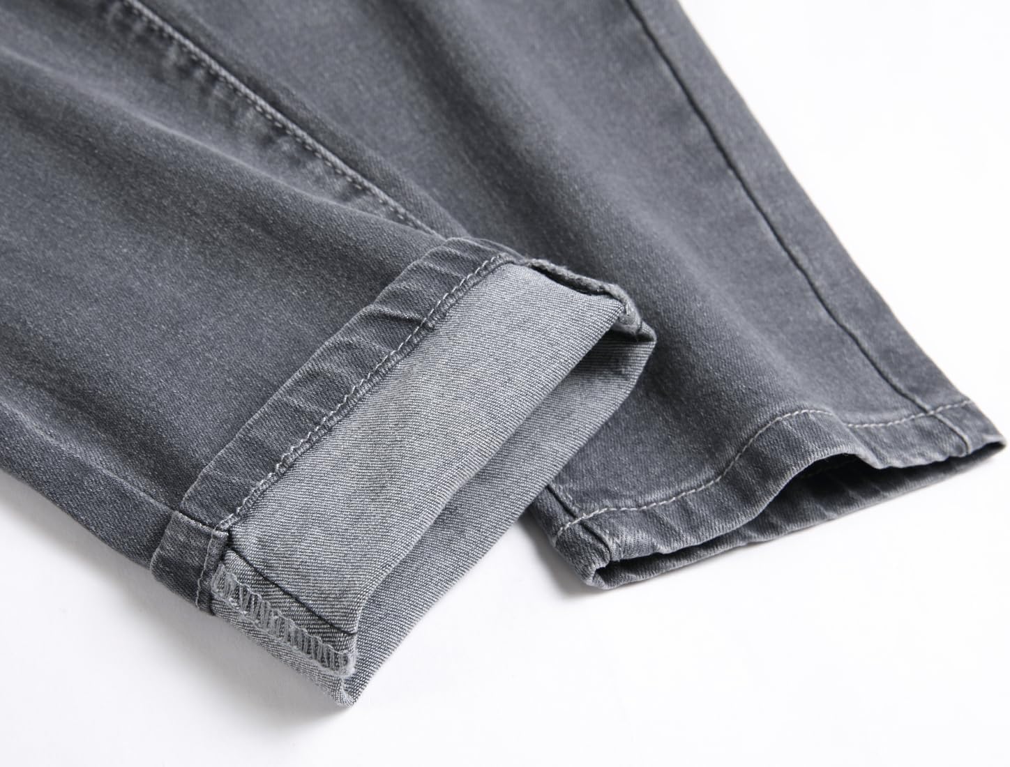 JUNBAOSS Slim Fit Ripped Jeans
