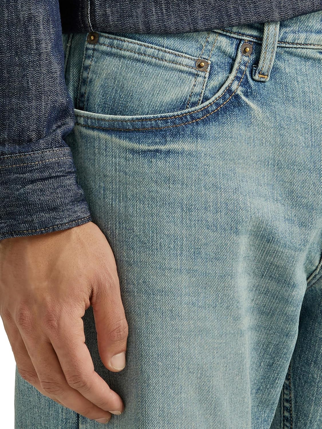 Relaxed Bootcut Wrangler Jeans